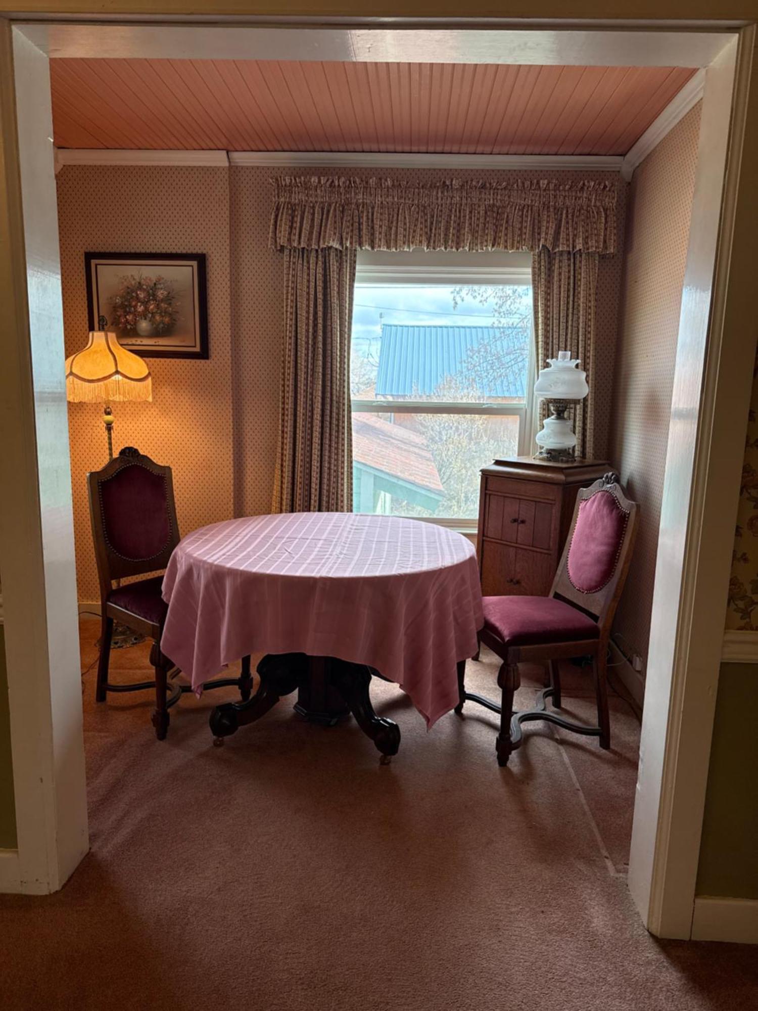 Roseberry House Bed And Breakfast Сузанвилл Экстерьер фото